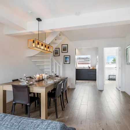 アパート Huswell - Spacious Duplex In The Center Of クノック・ヘイスト