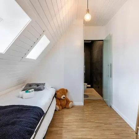 Huswell - Spacious Duplex In The Center Of