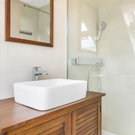 Huswell - Spacious Duplex In The Center Of クノック・ヘイスト